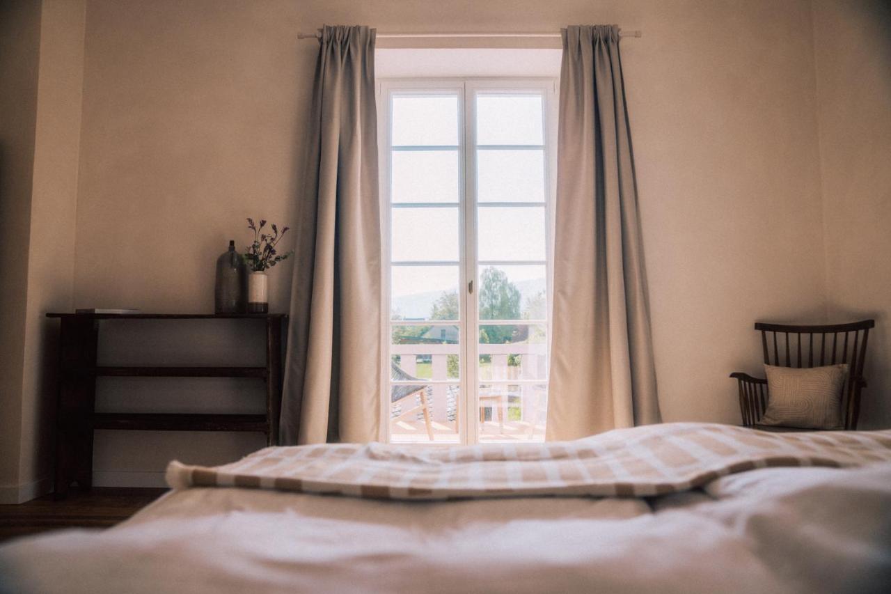 Gut Foersterlay - Exklusive Boutique Apartments Im Historischen Winzerhaus Direkt An Der Mosel Lösnich Esterno foto