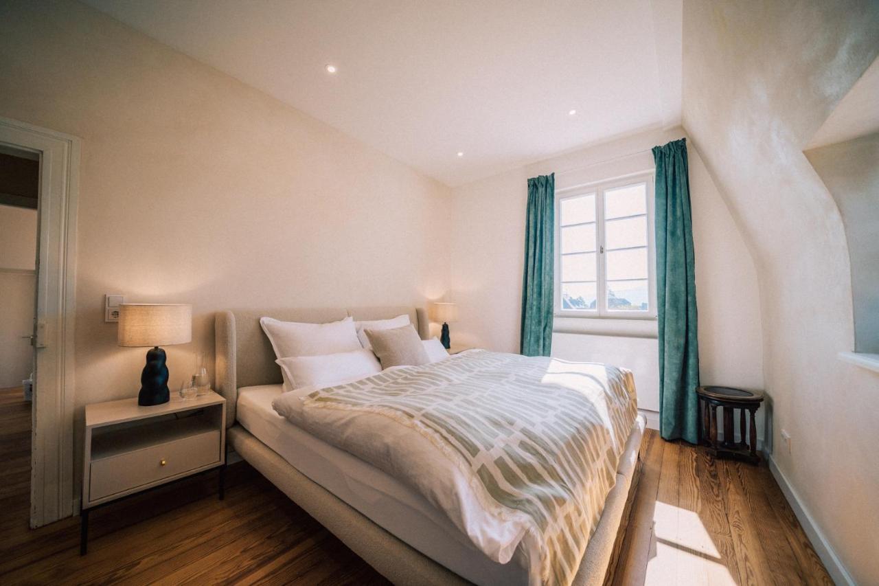 Gut Foersterlay - Exklusive Boutique Apartments Im Historischen Winzerhaus Direkt An Der Mosel Lösnich Esterno foto
